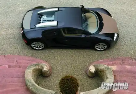 Bugatti Veyron.