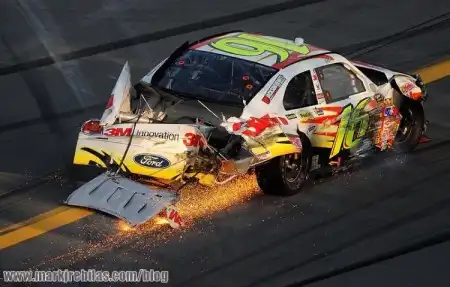 Аварии во время гонок NASCAR