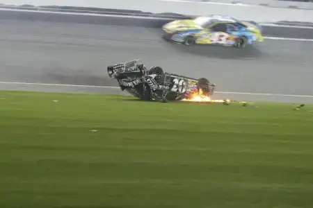 Аварии во время гонок NASCAR