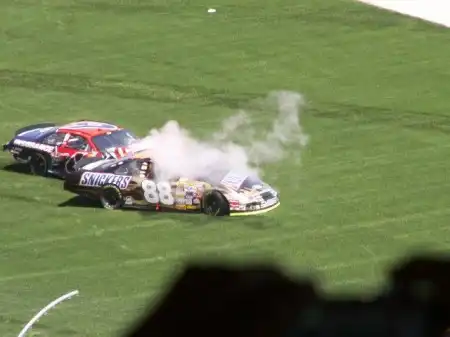 Аварии во время гонок NASCAR