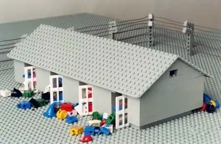 Lego. "Концентрационный лагерь"