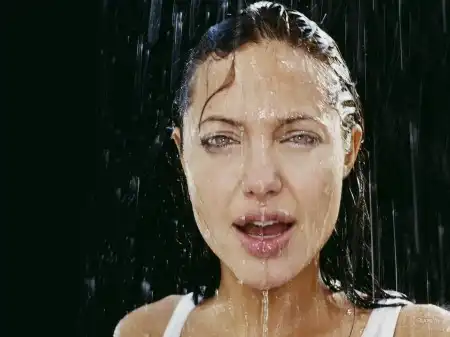 Анджелина Джоли (Angelina Jolie) [Обои 1600x1200] Part 1