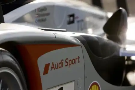 Audi R15 TDI 2009
