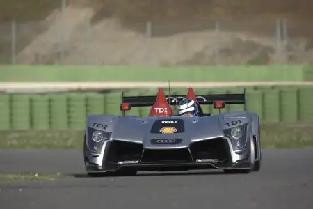 Audi R15 TDI 2009