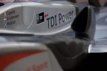 Audi R15 TDI 2009