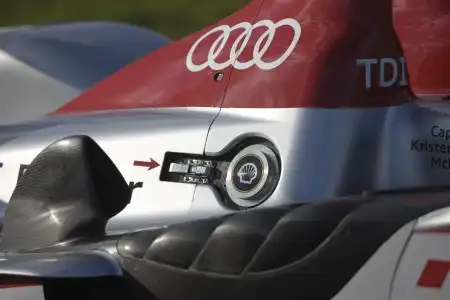Audi R15 TDI 2009