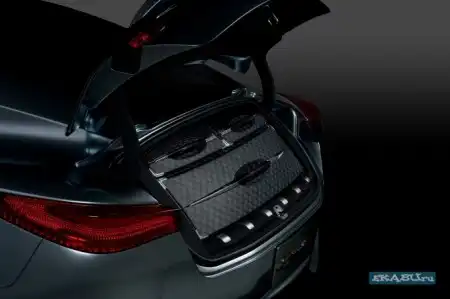 Infiniti Essence