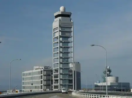 Самые необычные аэропорты мира