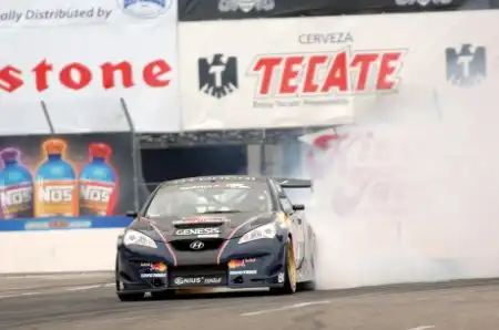 Гоночный бык: Hyundai Genesis Coupe Риза Миллена
