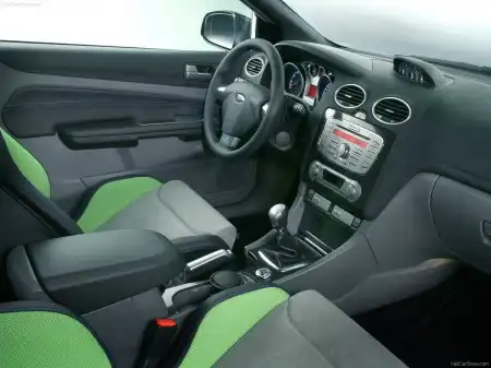 Обои с Ford Focus RS [1600 x 1200]