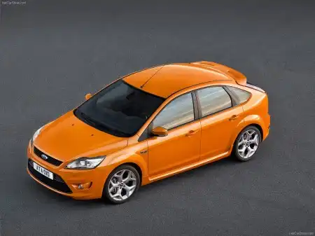 Обои с Ford Focus ST [1600 x 1200]