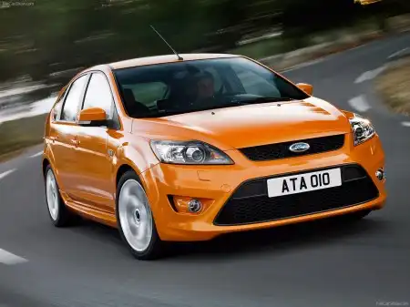 Обои с Ford Focus ST [1600 x 1200]