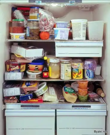 А у тебя что в холодильнике?