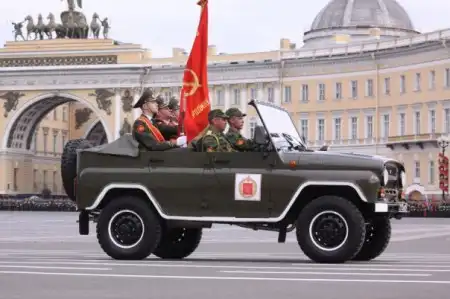 Генеральная репетиция парада победы на Дворцовой площади