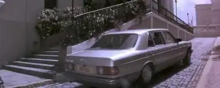 MERCEDES S-Class W126