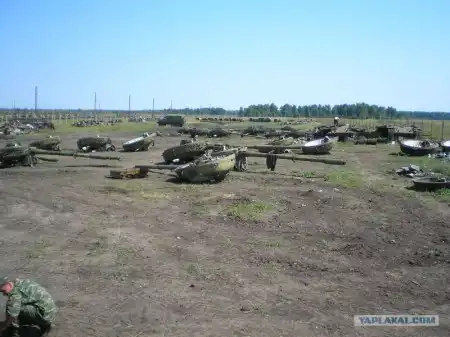 Кладбище танков, жуткое зрелище