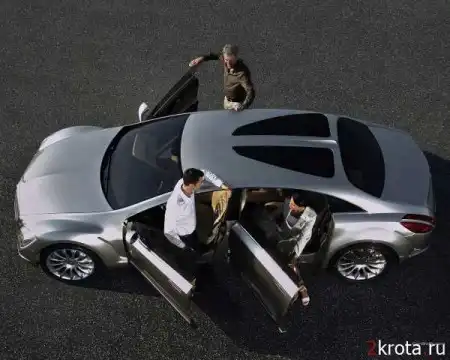 Mercedes F 700
