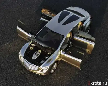 Mercedes F 700