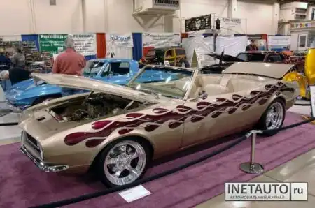 2009 Grand National Roadster Show