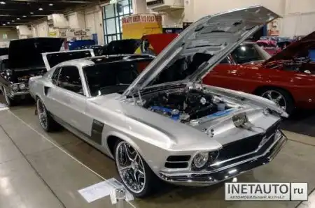2009 Grand National Roadster Show