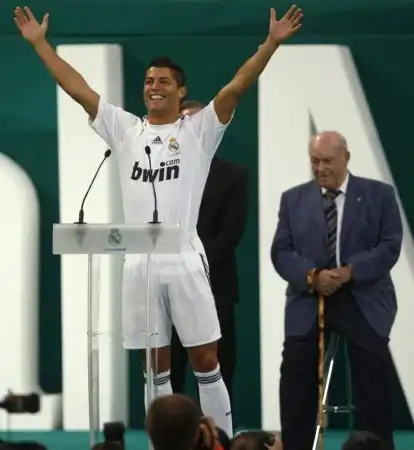 Презентация Cristiano Ronaldo на Сантьяго Бернабеу