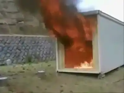 Японское средство для тушения пожаров Японское средство для тушения пожаров