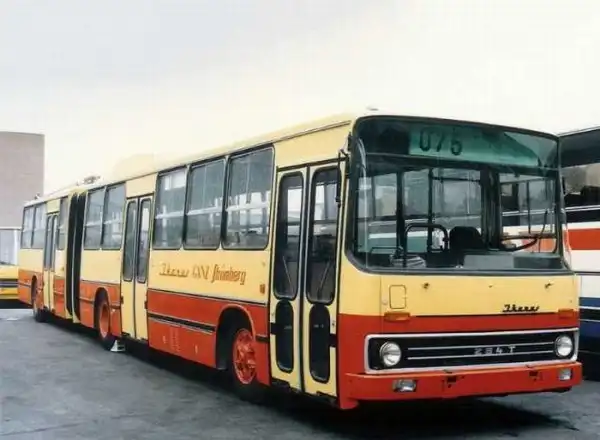 Автобус "Икарус"