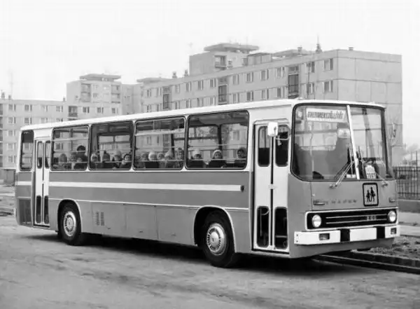 Автобус "Икарус"