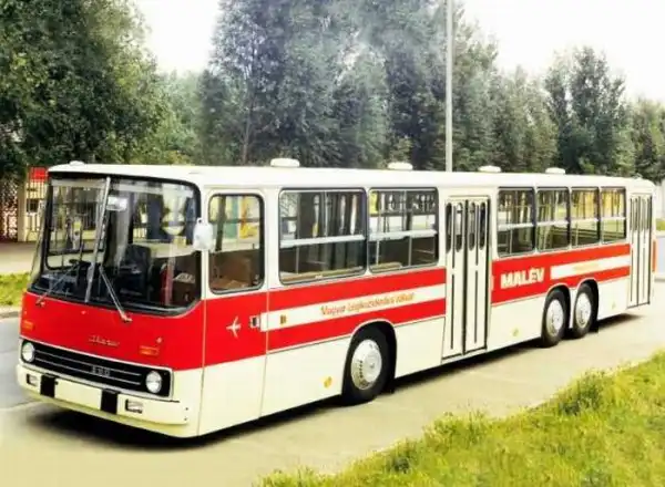 Автобус "Икарус"