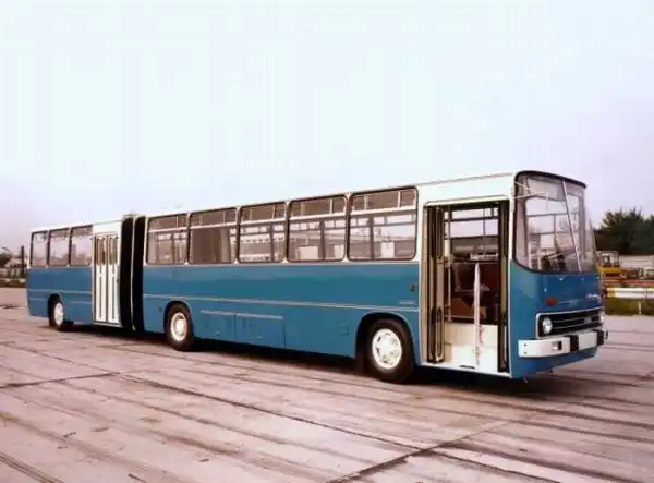 Автобус "Икарус"