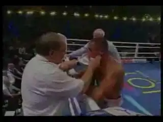 Артур Абрахам. Победа со сломанной челюстью! Артур Абрахам. Победа со сломанной челюстью!