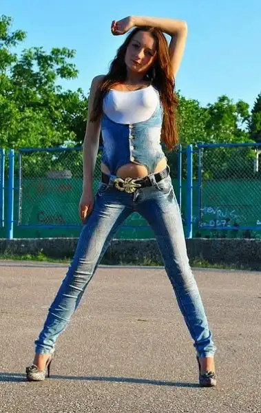 Частные фото няшек из России^^