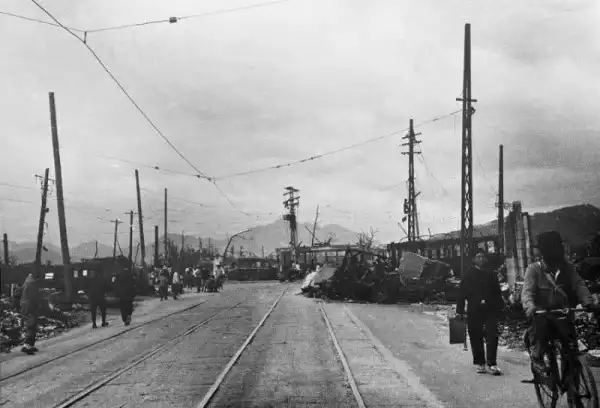 Хиросима и Нагасаки. Трагедия 1945 года (57 фото)