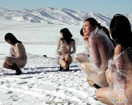 Эротическая фотосессия в Монголии.