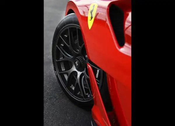 Ferrari рассекретила свой самый экстремальный суперкар