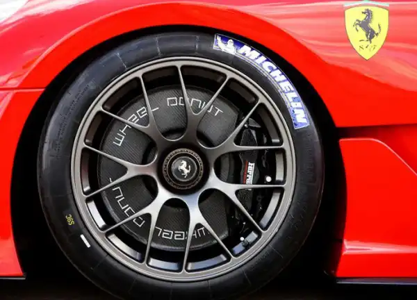 Ferrari рассекретила свой самый экстремальный суперкар