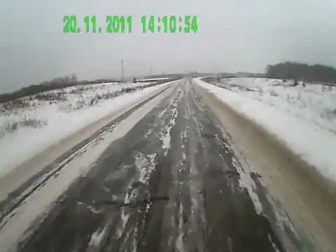 У водителя ВАЗа явно второй день рождения У водителя ВАЗа явно второй день рождения