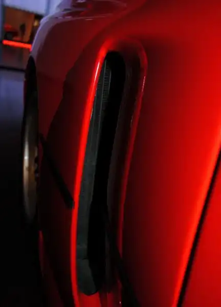 Призрачный BMW M8