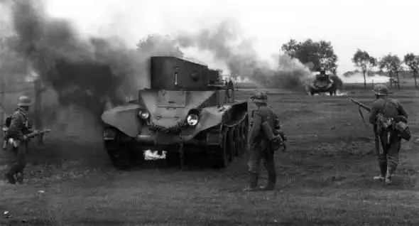 70 лет назад... 70 лет назад...