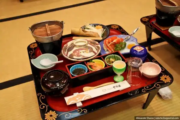 Ужин в традиционном японском отеле - рёкане