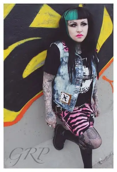 Psychobilly girls 3