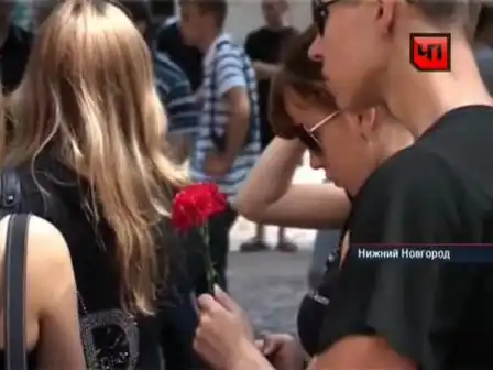 Мать убила ножом своего 16-ти летнего сына Мать убила ножом своего 16-ти летнего сына