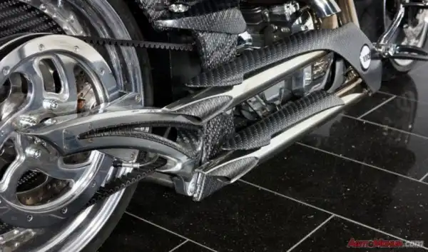 Карбоновый мотоцикл Mansory Zapico