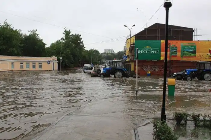 Дождь во Владивостоке Дождь во Владивостоке