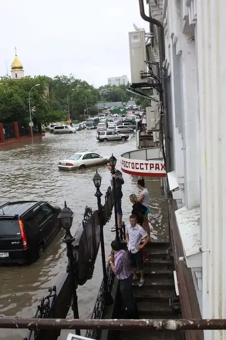 Дождь во Владивостоке Дождь во Владивостоке