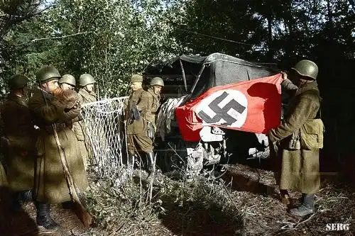 Цветные фотографии советских солдат во Второй Мировой