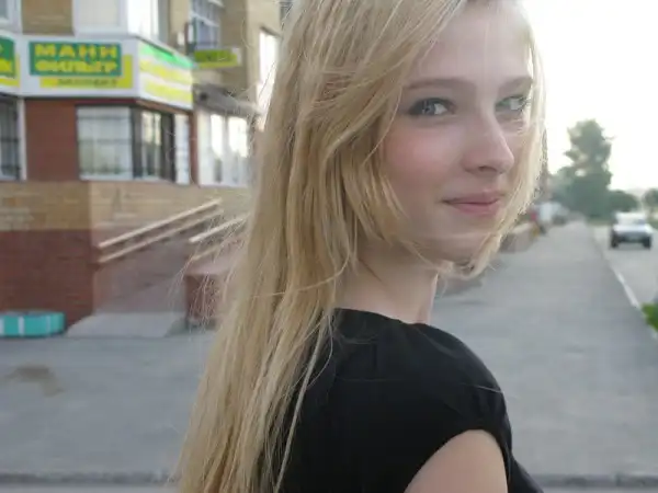 Просто девушки