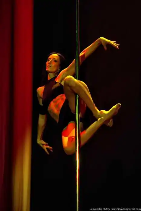 Отчет с состязания по стрип-пластике и Pole Dance Отчет с состязания по стрип-пластике и Pole Dance