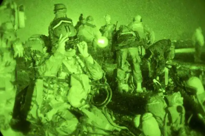 Военные действия в ночное время суток Военные действия в ночное время суток