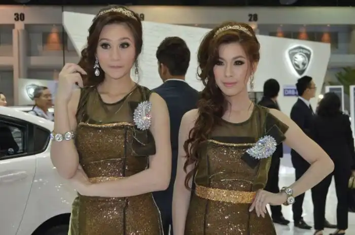 Девушки с вытовыставки в Таиланде 2012